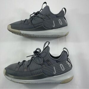 NIKE JORDAN Trainer Pro Shoes Gray Platinum Men’s 9 Athletic Shoes AA1344-004